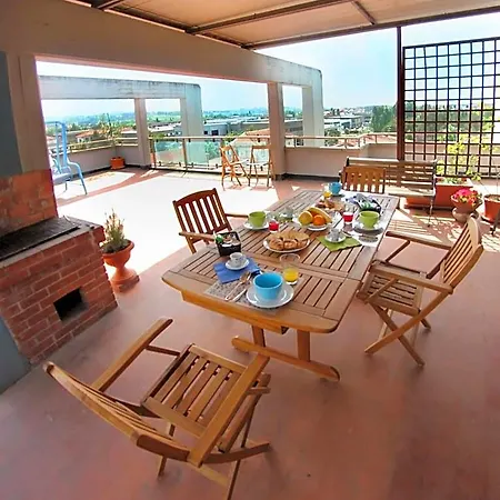 La Terrazza לינה וארוחת בוקר